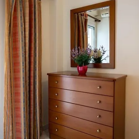 Olga's Sea View By Hsh *