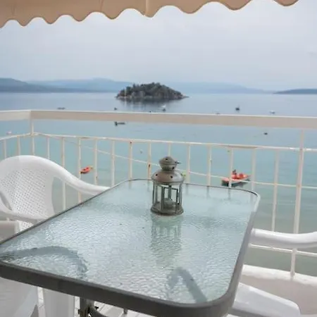 Olga's Sea View By Hsh Apartment