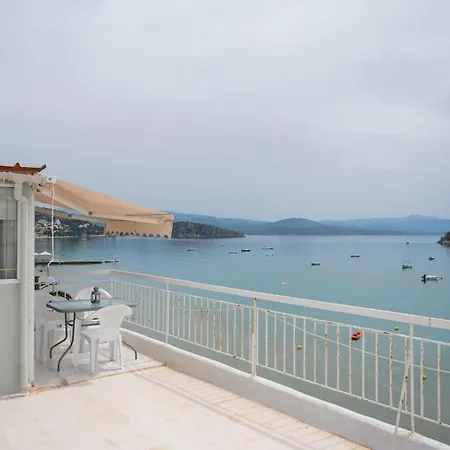 Olga's Sea View By Hsh Tolón