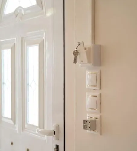 Olga's Sea View By Hsh