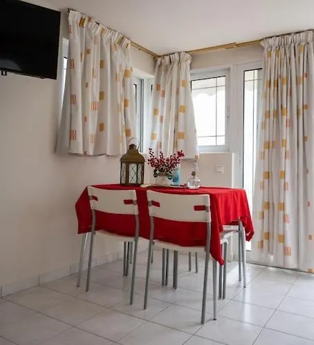 Olga's Sea View By Hsh Apartamento