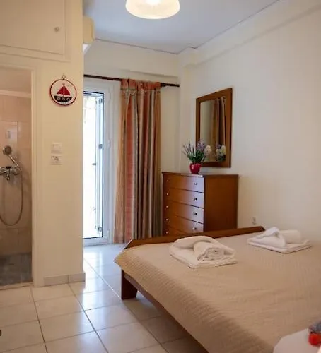 Olga's Sea View By Hsh Tolón